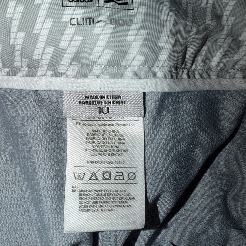 adidas Gray and White Patterned Golf Skort - Picture 9 of 9